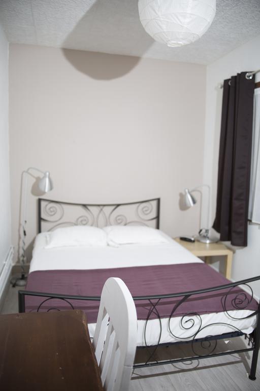 Hotel De La Loire Aulnay-sous-Bois Room photo